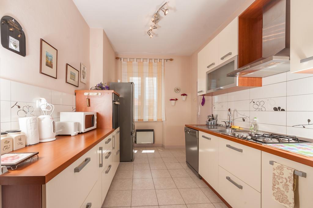Vera Apartments With Sea View And Old Town View Zadar Exterior photo