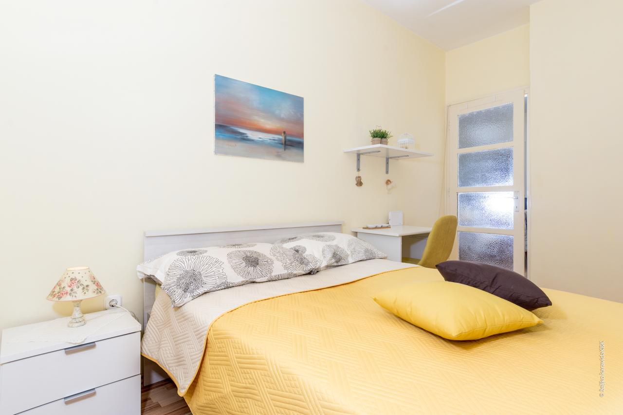 Vera Apartments With Sea View And Old Town View Zadar Exterior photo